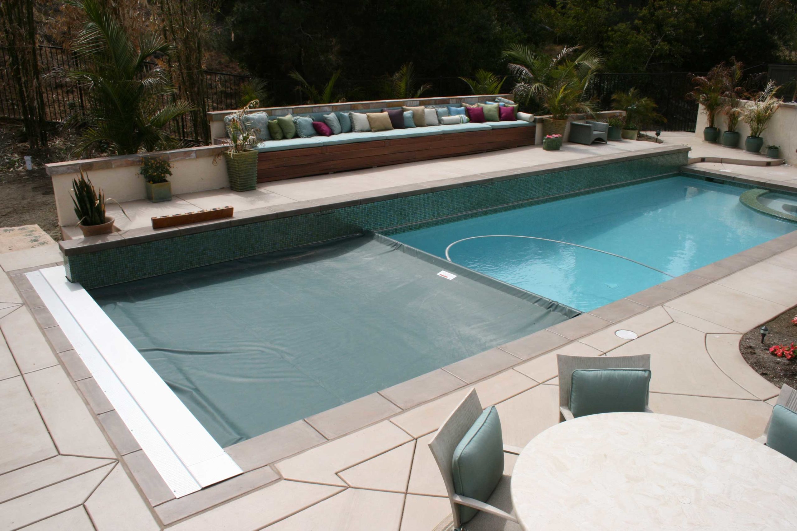 What is the Best Type of Swimming Pool for My Home? - Leisure
